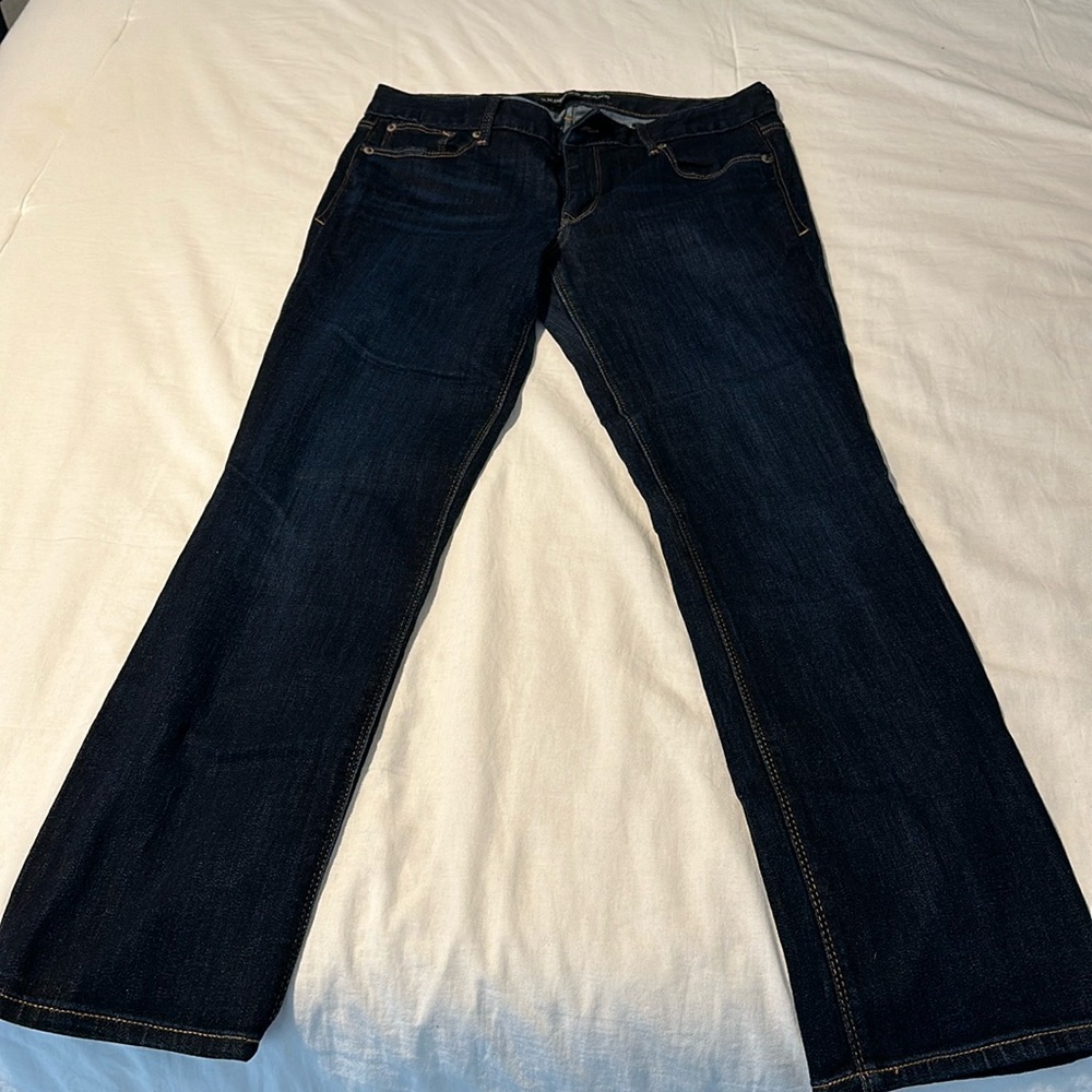 Like new express dark wash jeans